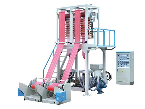 Machine de soufflage de film à double tête