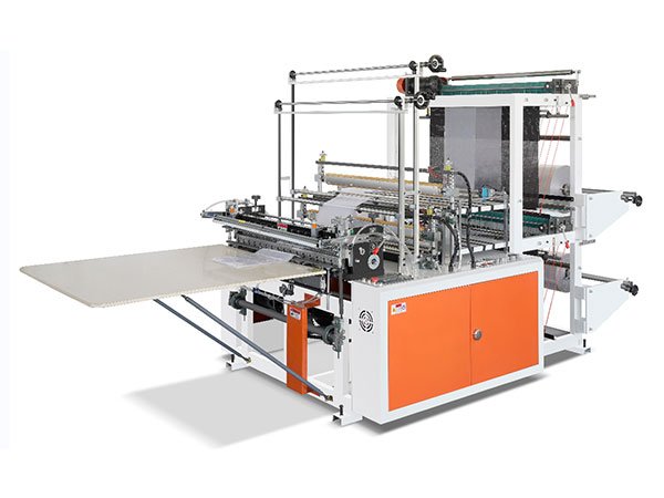 Machine de fabrication de sacs de thermoscellage et de coupe à froid (doubles lignes)